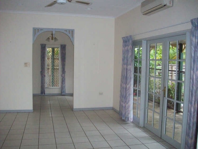 21 Southerden Drive, Kanimbla QLD 4870