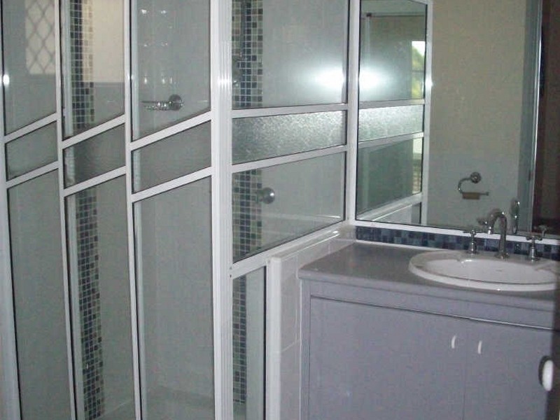 21 Southerden Drive, Kanimbla QLD 4870