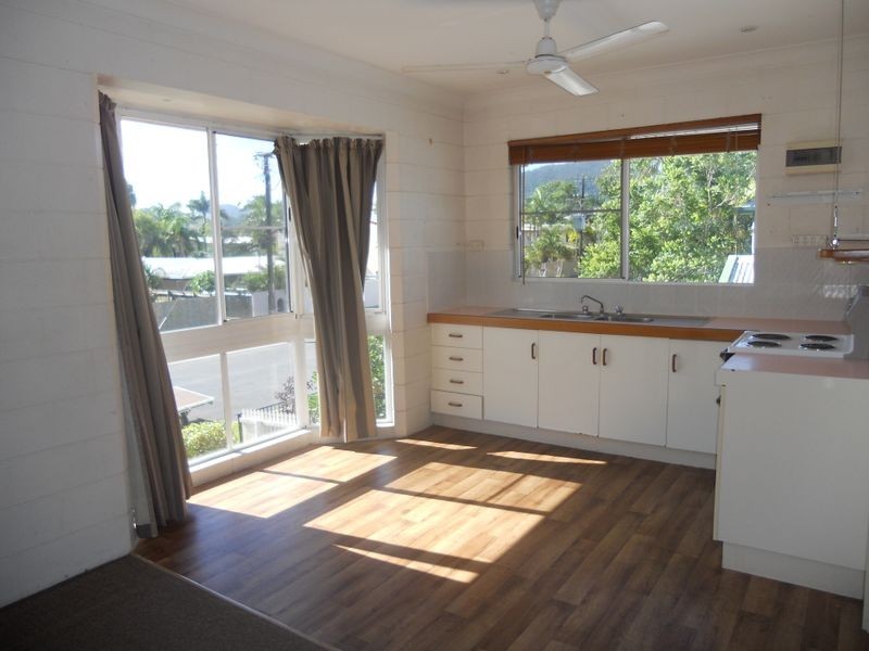 9/73 Little Pease Street, Manoora QLD 4870