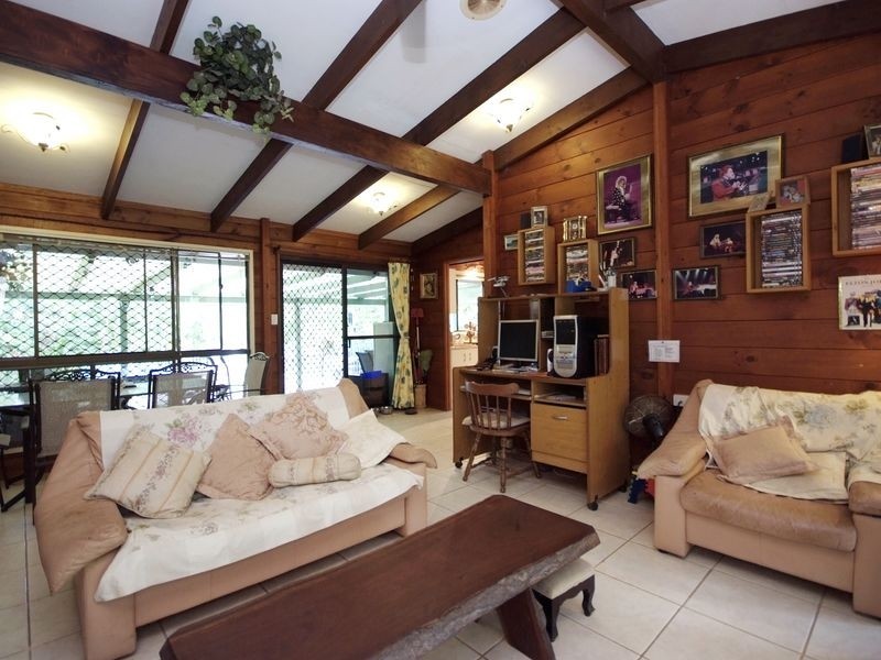 19 Turquoise Close, Bayview Heights QLD 4868