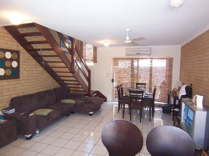 5/3 Grantala Street, Manoora QLD 4870