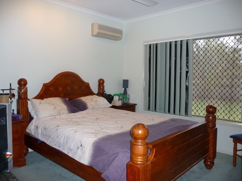 31 Taringa Street, Brinsmead QLD 4870