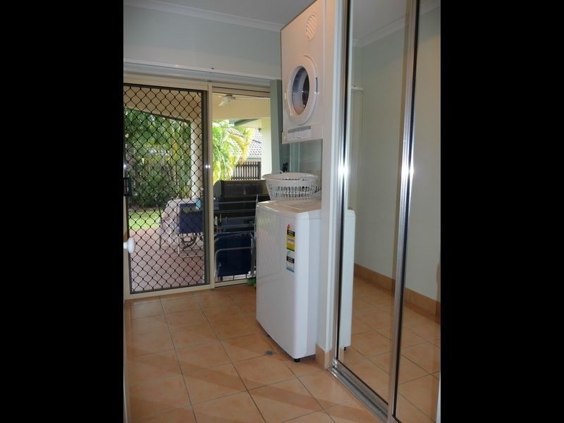 31 Taringa Street, Brinsmead QLD 4870