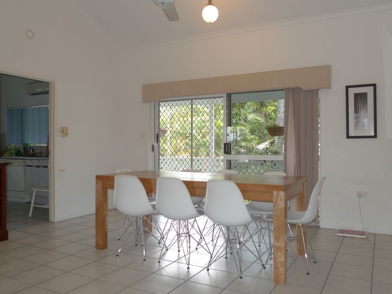 9 Iona Close, Edge Hill QLD 4870
