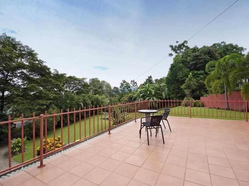 6 Kurrajong Street, Earlville QLD 4870