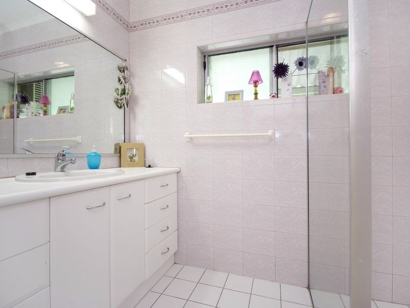 6 Kurrajong Street, Earlville QLD 4870