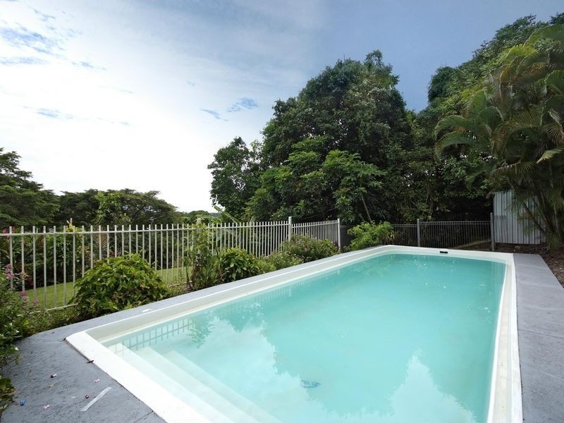 6 Kurrajong Street, Earlville QLD 4870