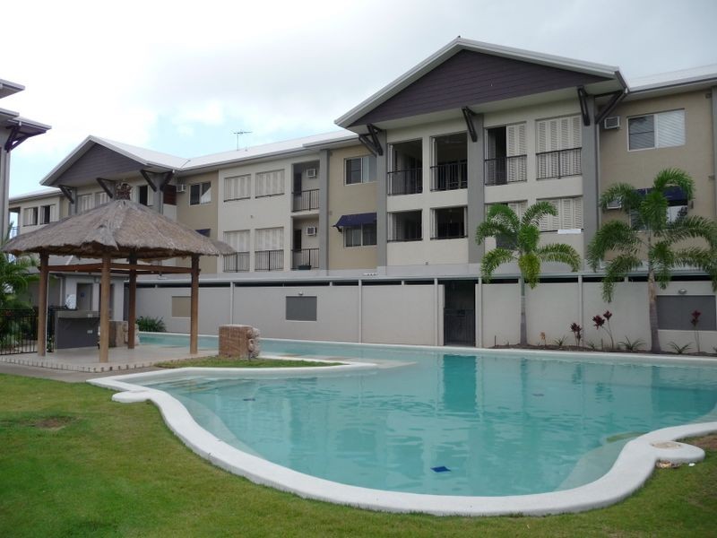 313/2 Centenary Close, Manoora QLD 4870