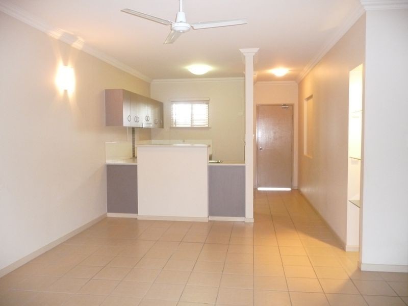 313/2 Centenary Close, Manoora QLD 4870