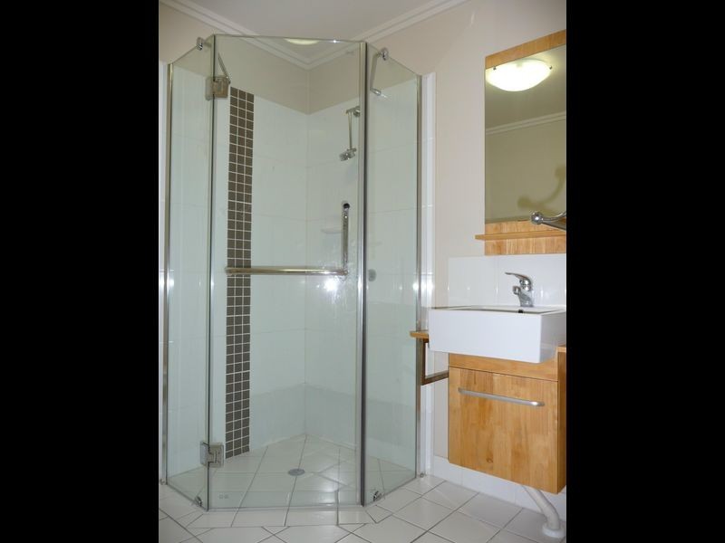 313/2 Centenary Close, Manoora QLD 4870