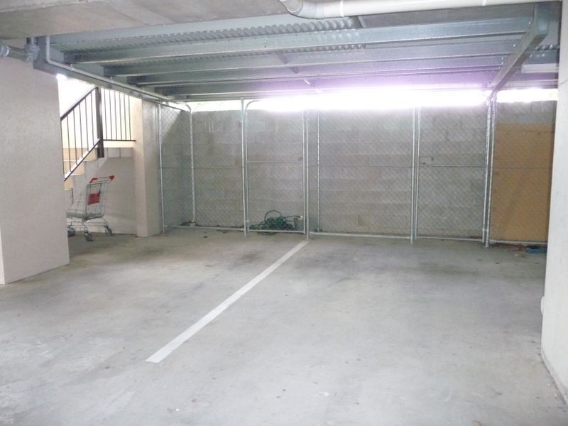 313/2 Centenary Close, Manoora QLD 4870