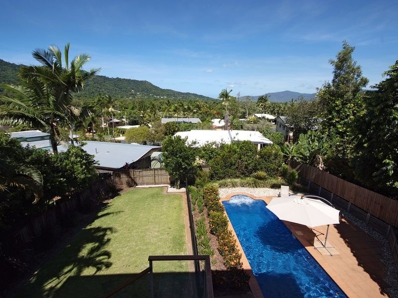 24 Atherton Street, Whitfield QLD 4870