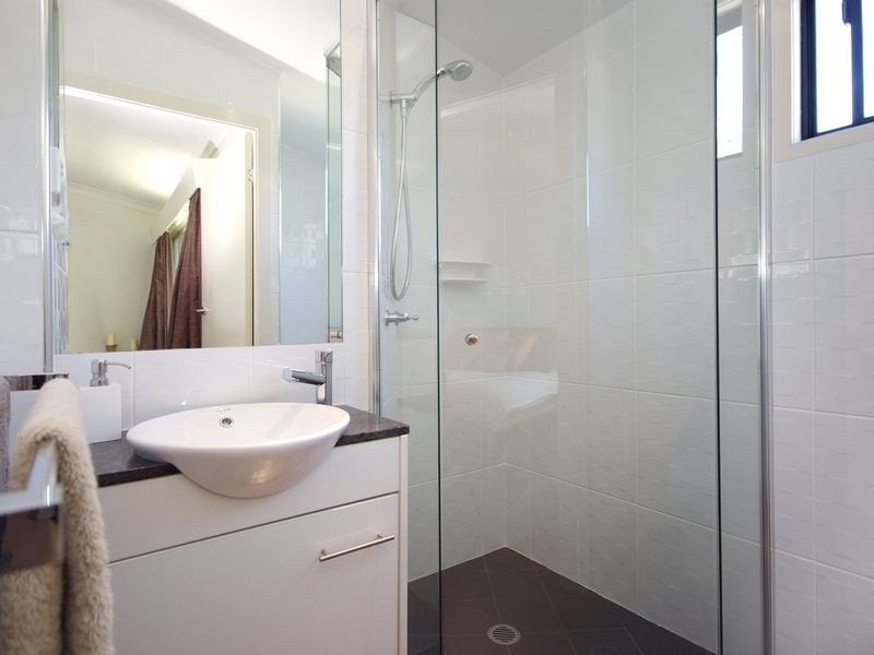 24 Atherton Street, Whitfield QLD 4870