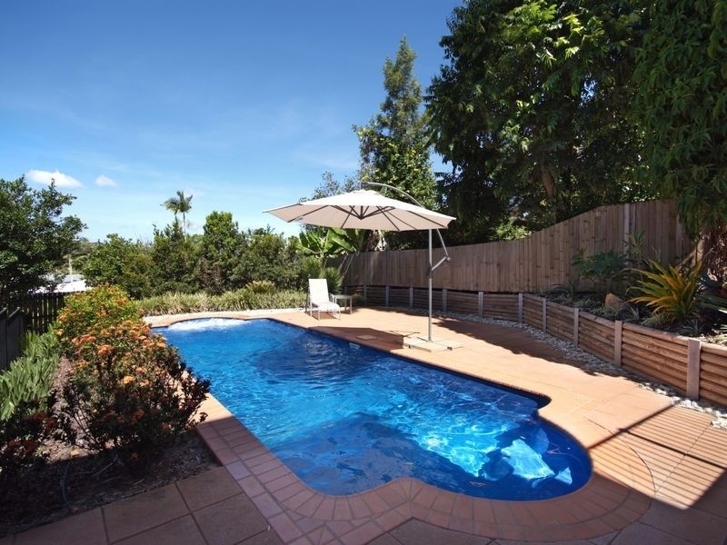 24 Atherton Street, Whitfield QLD 4870