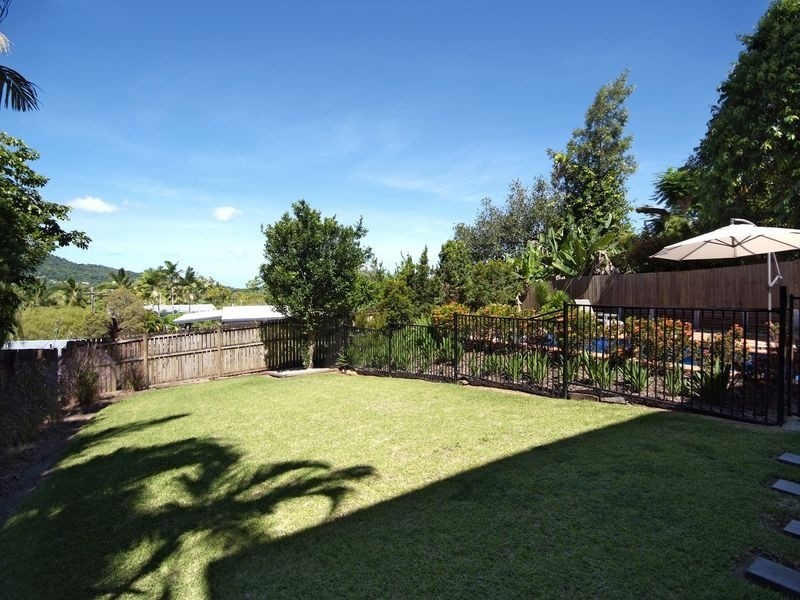 24 Atherton Street, Whitfield QLD 4870