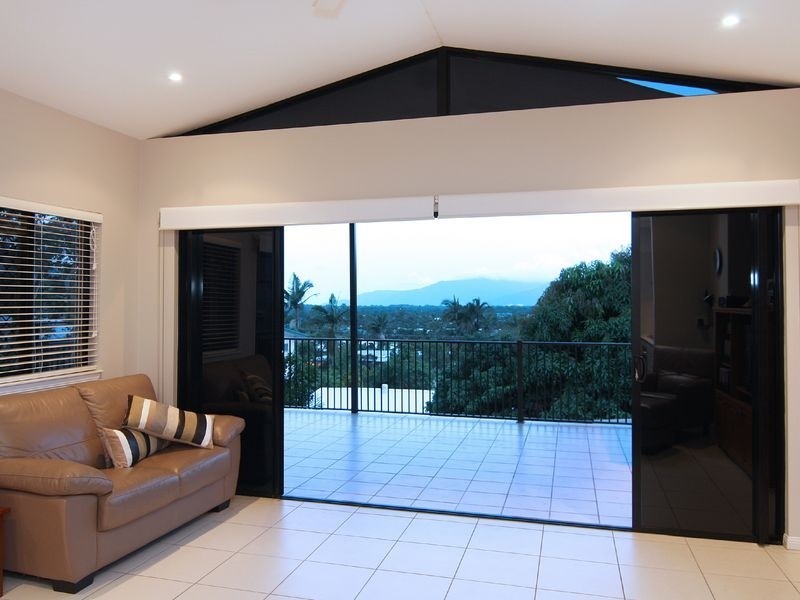 44 Flecker Street, Whitfield QLD 4870