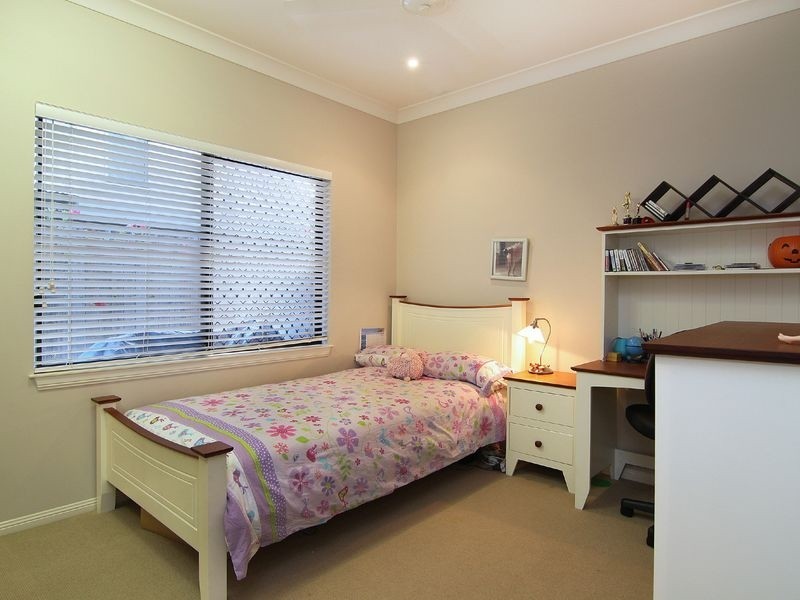 44 Flecker Street, Whitfield QLD 4870