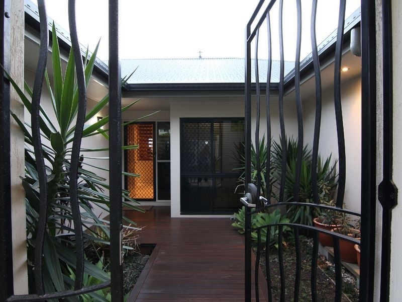 44 Flecker Street, Whitfield QLD 4870