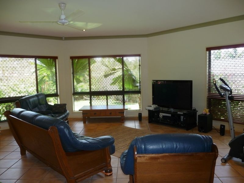 97 Jungara Road, Redlynch QLD 4870