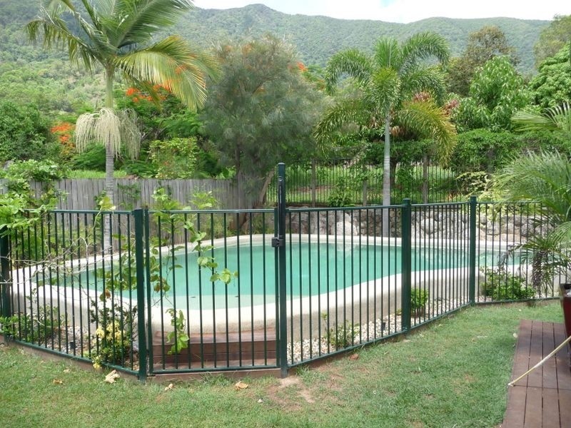 97 Jungara Road, Redlynch QLD 4870