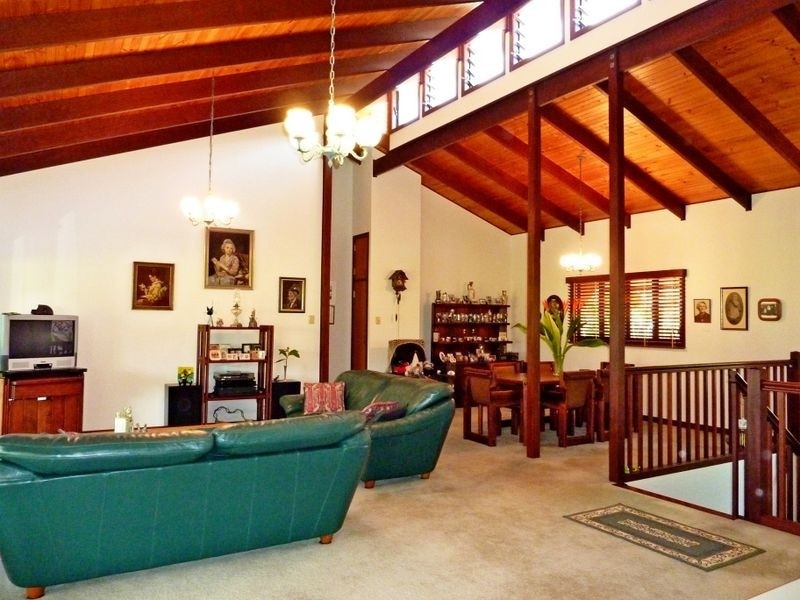 16 Butland Street, Brinsmead QLD 4870