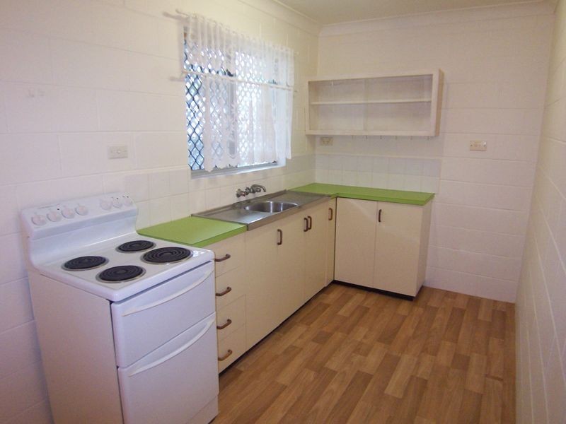 8/5 Thomas Street, Cairns QLD 4870
