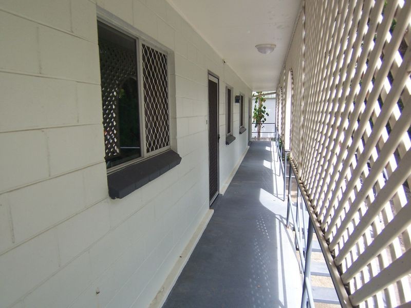 8/5 Thomas Street, Cairns QLD 4870