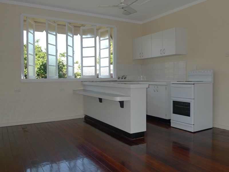 40 English Street, Manunda QLD 4870