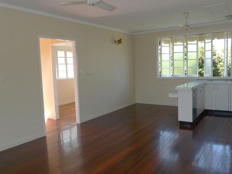 40 English Street, Manunda QLD 4870