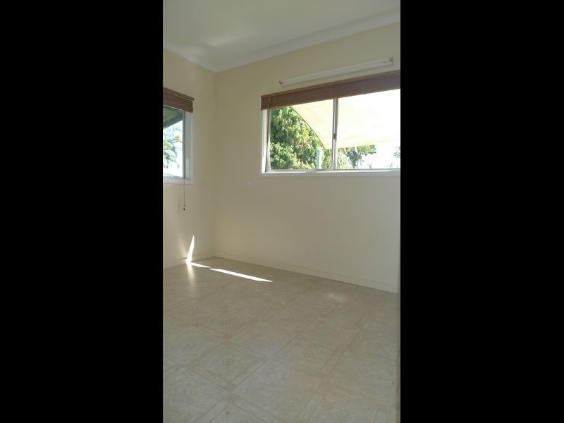 40 English Street, Manunda QLD 4870