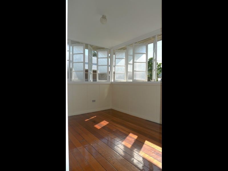 40 English Street, Manunda QLD 4870