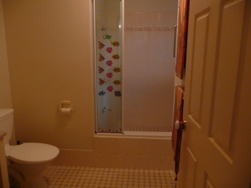 1/215 Kamerunga Road, Freshwater QLD 4870