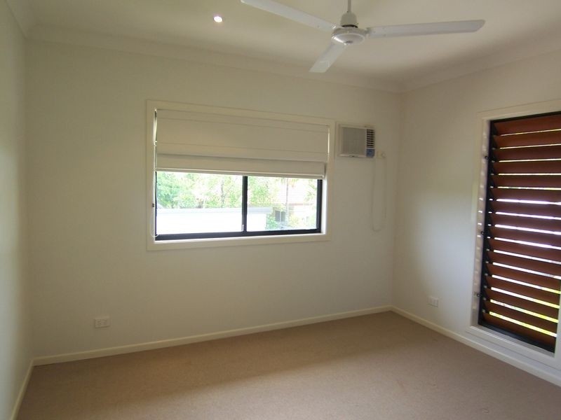 8/9 Grantala Street, Manoora QLD 4870