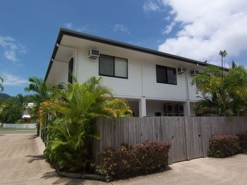 8/9 Grantala Street, Manoora QLD 4870