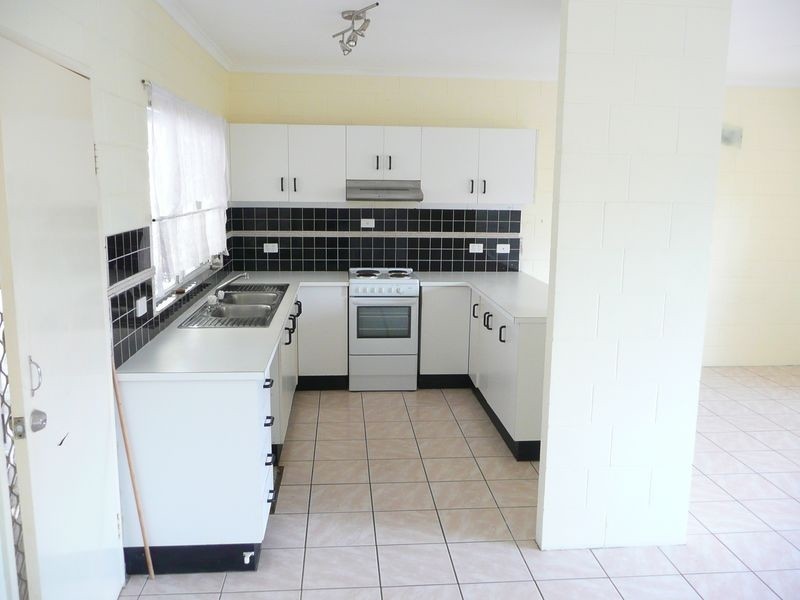 17 Fishburn Street, Bentley Park QLD 4869