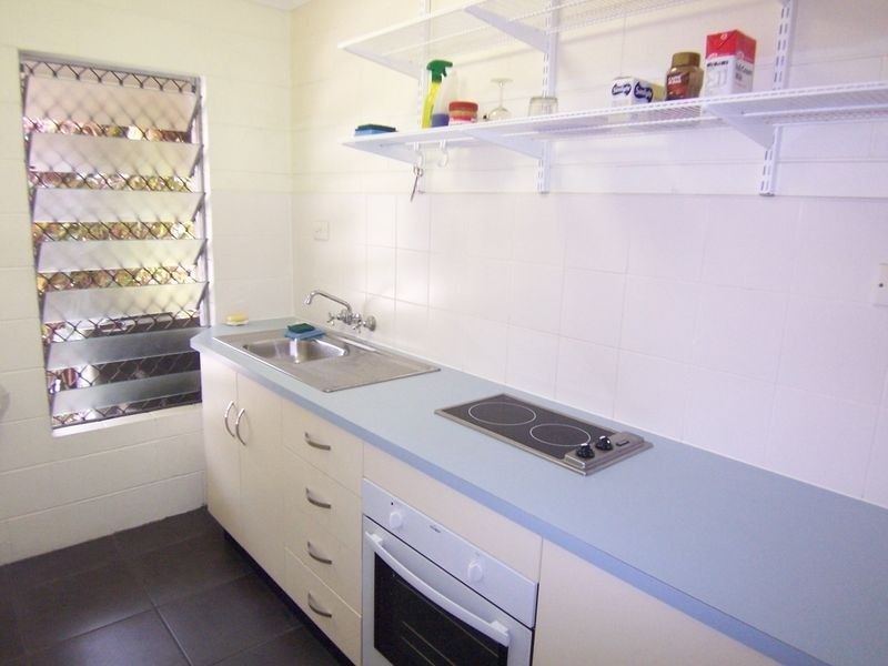 6/10 Crathern Close, Edge Hill QLD 4870