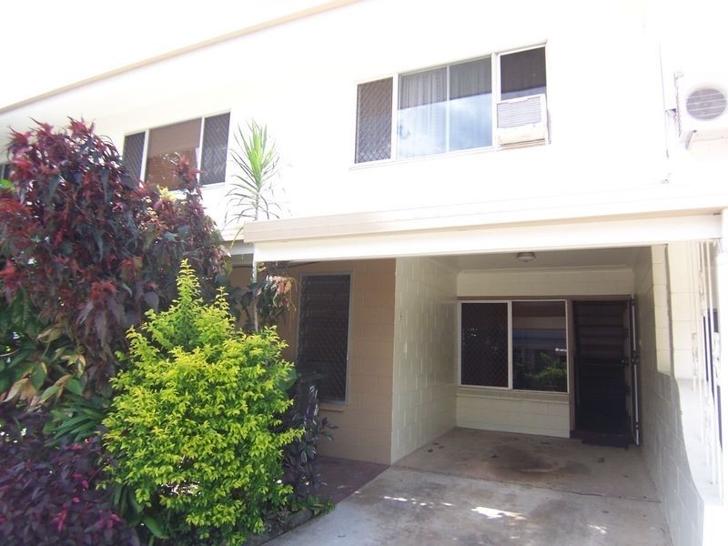 6/10 Crathern Close, Edge Hill QLD 4870
