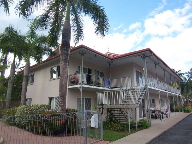 6/20 Springfield Crescent, Manoora QLD 4870