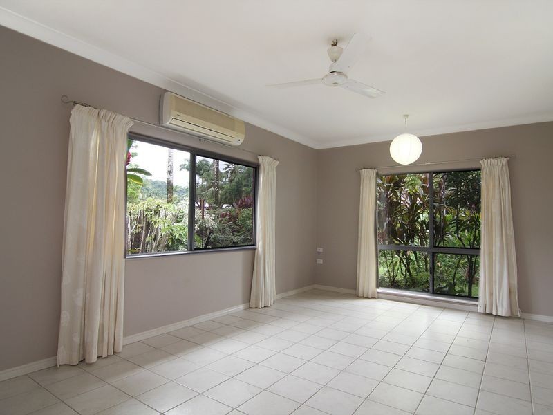 29 Hobson Drive, Brinsmead QLD 4870