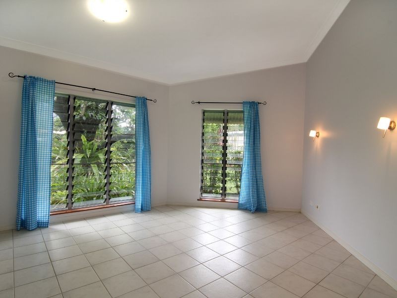 29 Hobson Drive, Brinsmead QLD 4870