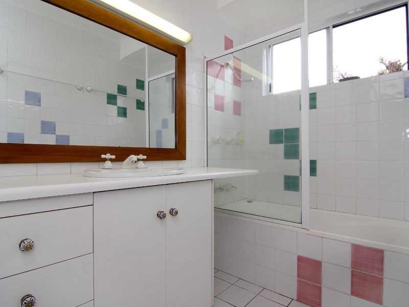 29 Hobson Drive, Brinsmead QLD 4870