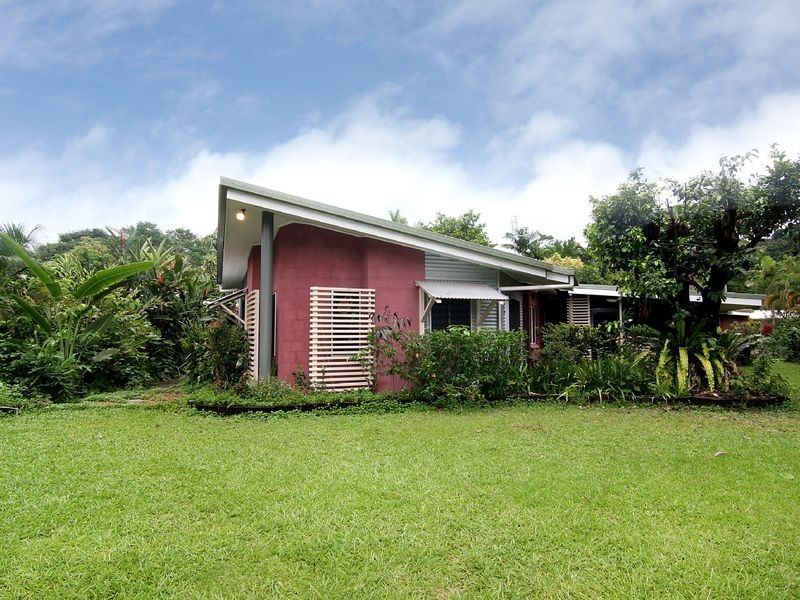 29 Hobson Drive, Brinsmead QLD 4870