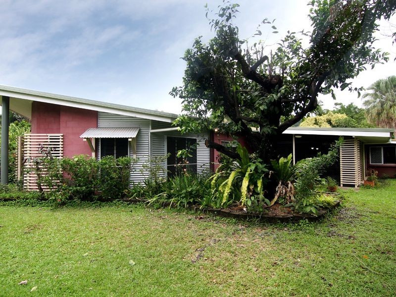 29 Hobson Drive, Brinsmead QLD 4870