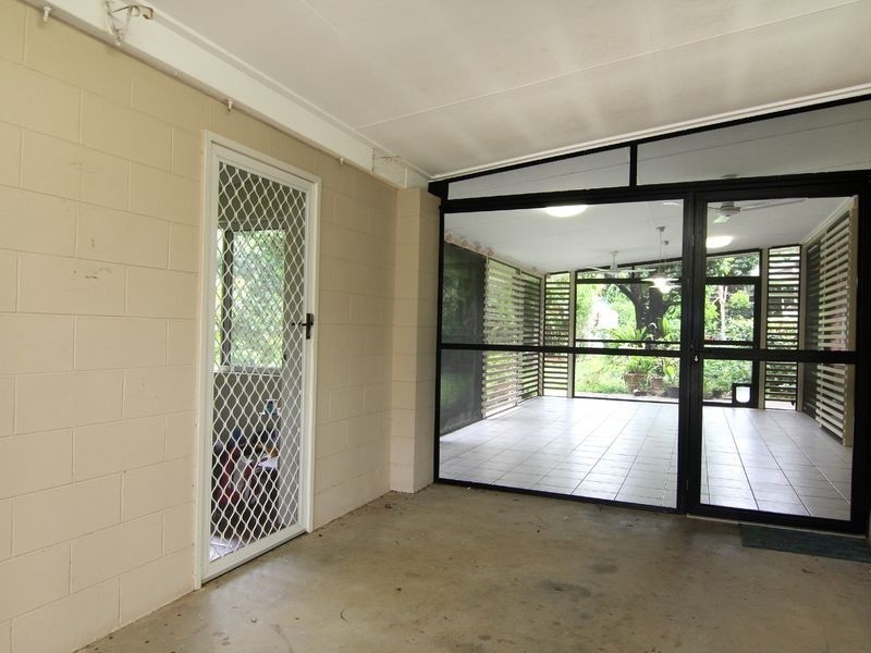 29 Hobson Drive, Brinsmead QLD 4870
