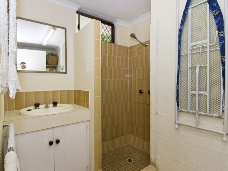 2/11 Vallely Street, Freshwater QLD 4870