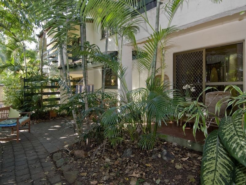 2/11 Vallely Street, Freshwater QLD 4870