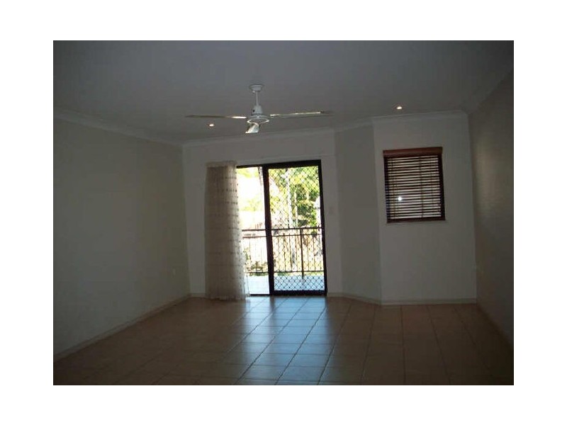 3/72 Digger Street, Cairns North QLD 4870