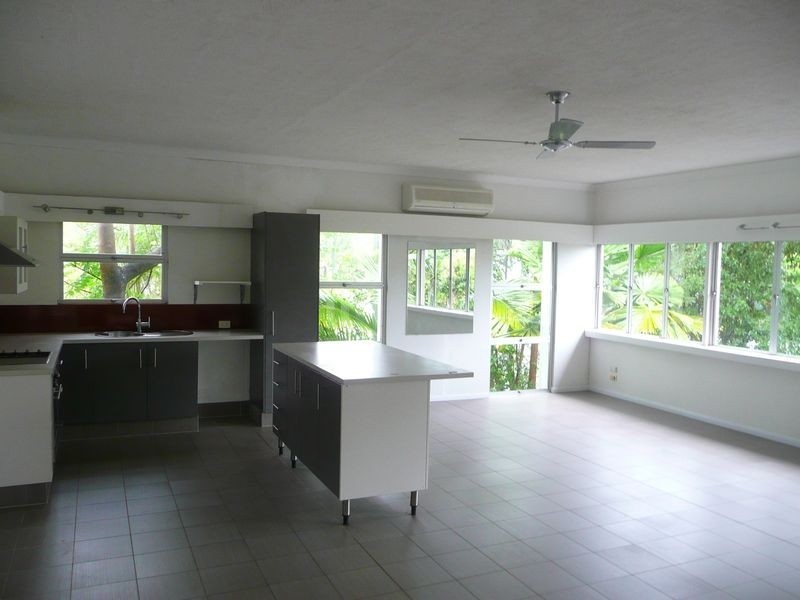 113 Greenslopes Street, Edge Hill QLD 4870
