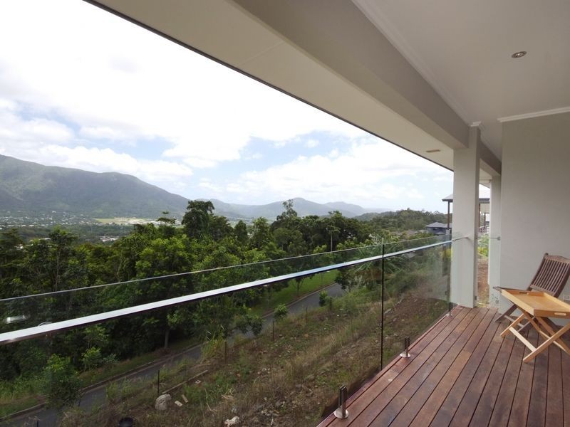 17 The Peak, Brinsmead QLD 4870