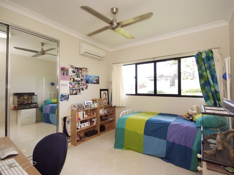 17 The Peak, Brinsmead QLD 4870